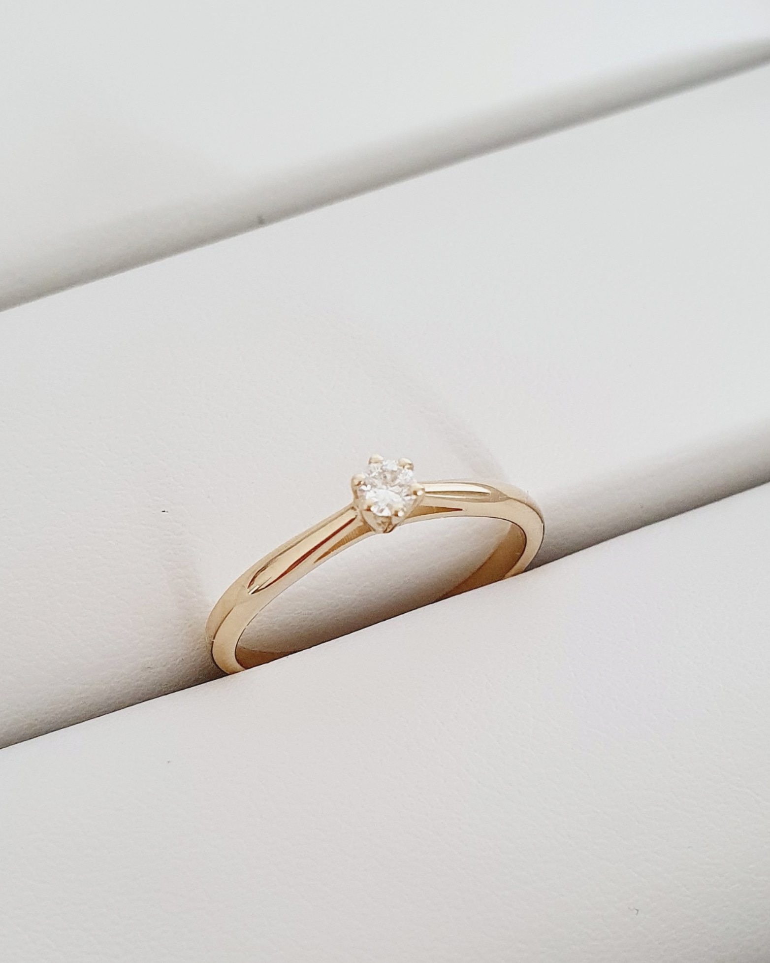 Prsteň Ameera B198P 14kt žlté/biele/ružové zlato prírodný diamant 0,14 ct