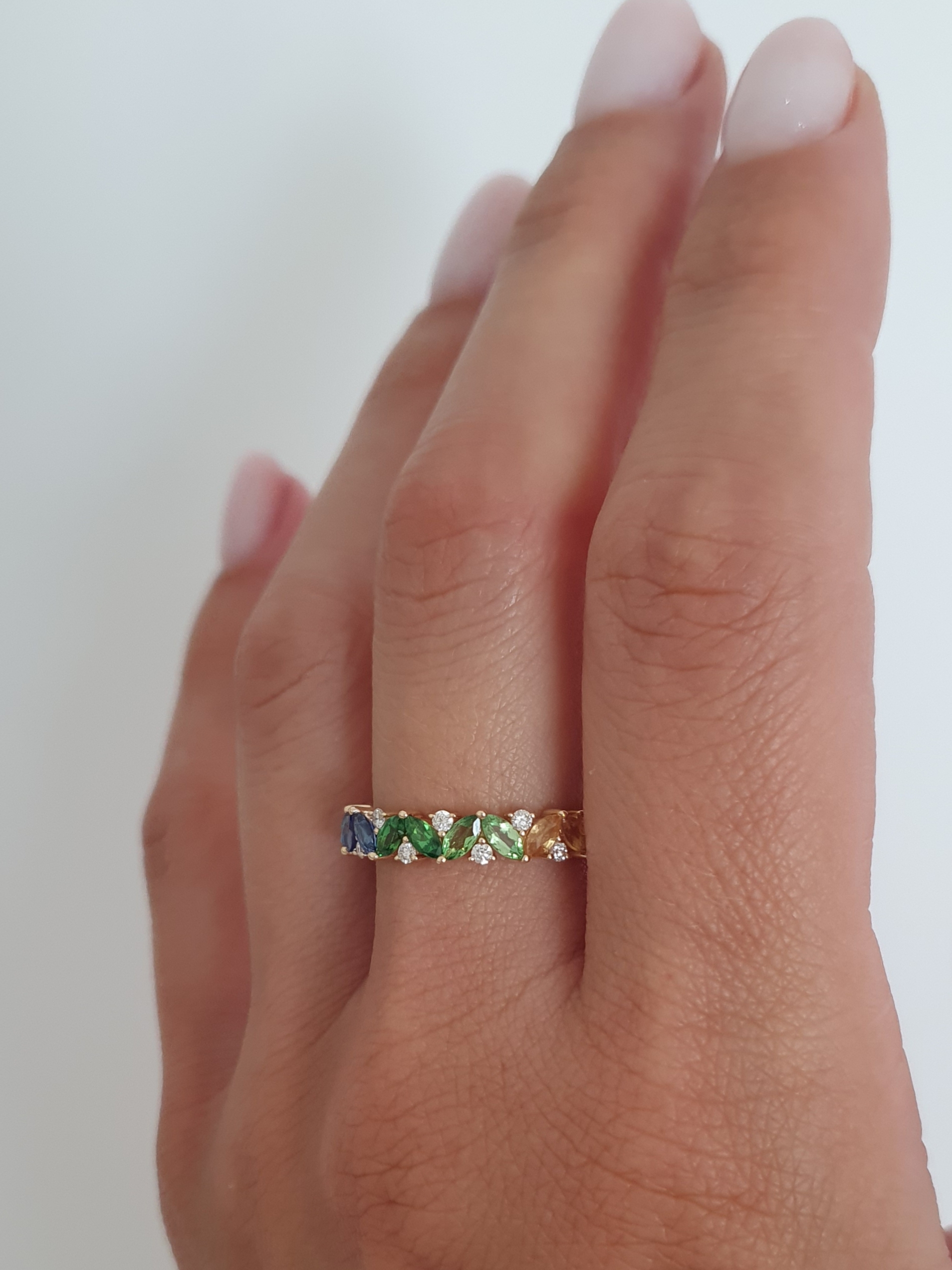 Prsteň Infinity Sapphire 14 kt zlato prírodné zafíry 2, 43 ct a diamanty 0,37 ct – Obrázok 5
