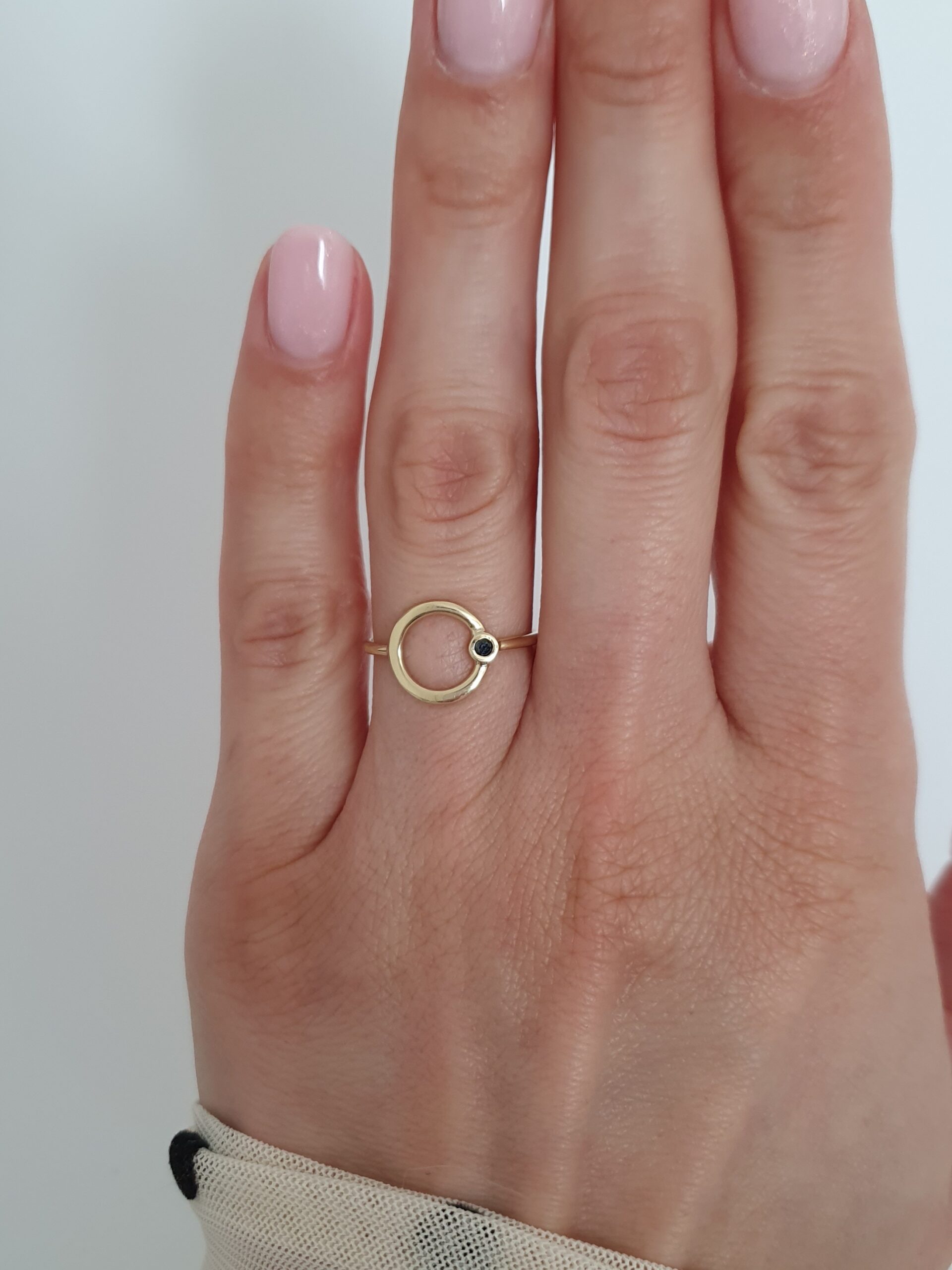Prsteň Minimal Black Circle Natural Diamond – Obrázok 3