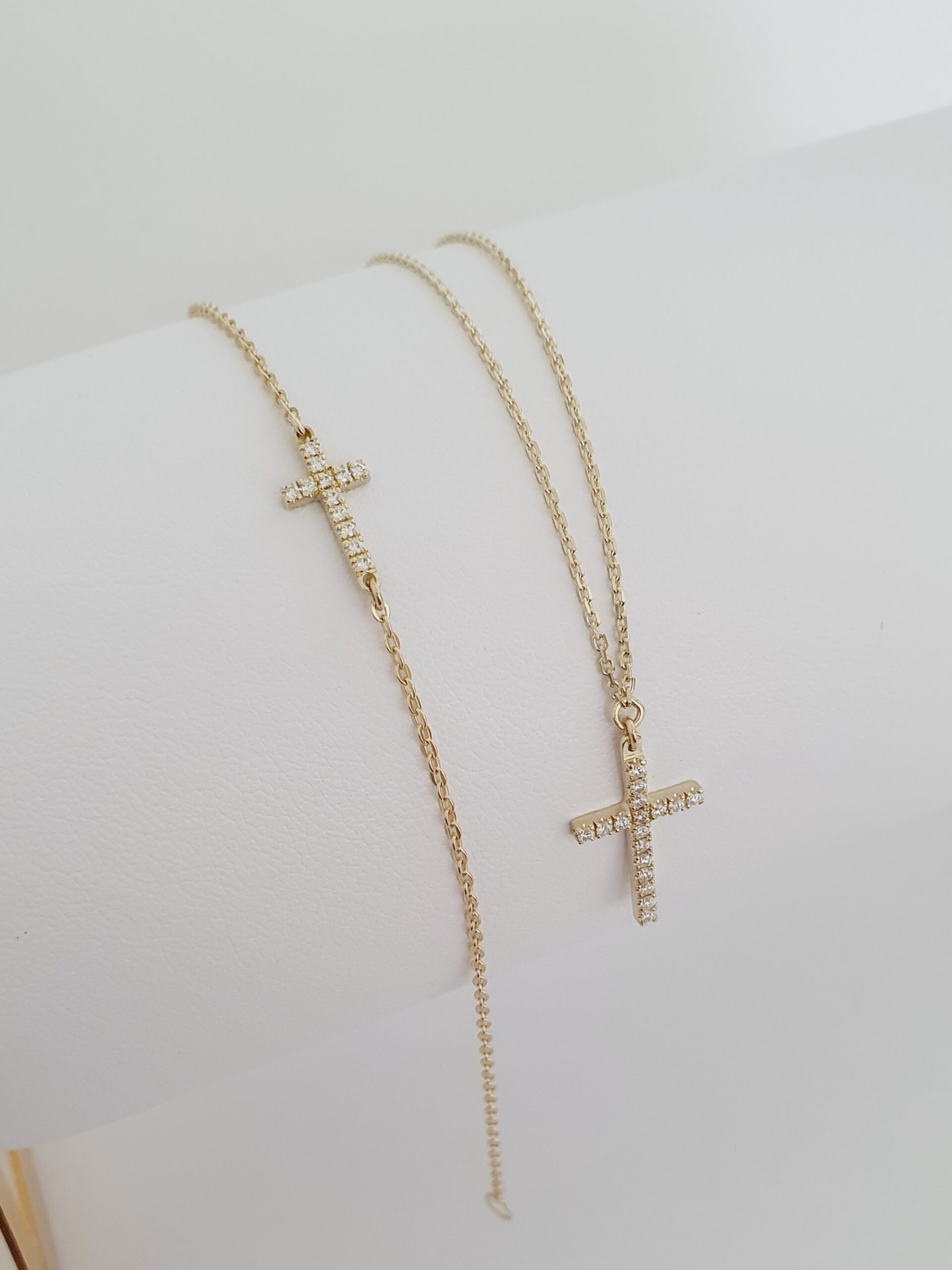 Retiazkový náramok Krížik s prírodnými diamantami – Obrázok 4